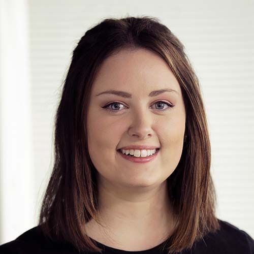 Learn from Emma Bostian's courses | Master.dev